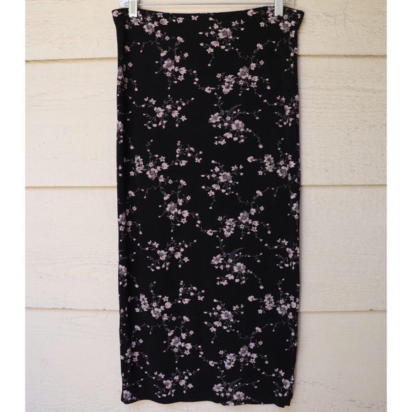Vintage Floral Midi Skirt - Picture 3 of 10